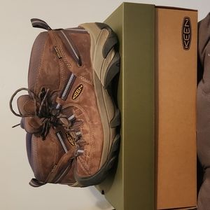 Keen Hiking Boots Targhee II Mid waterproof Like New